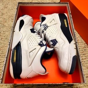 Jordan 4 "Columbia"